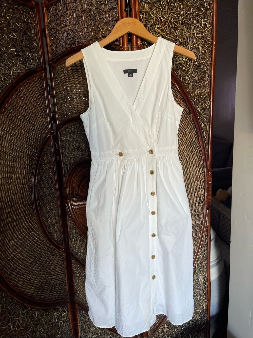 J . Crew size  4Sleeveless White Button-Front Summer Dress